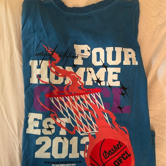 Graphic tshirt - Picture 3 of 4